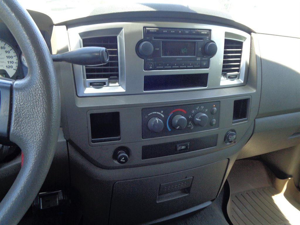 2008 Dodge Ram 1500 Pickup SLT - Photo 18