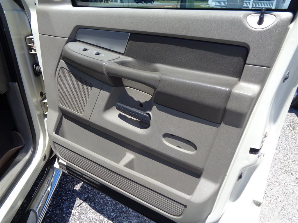 2008 Dodge Ram 1500 Pickup SLT - Photo 25
