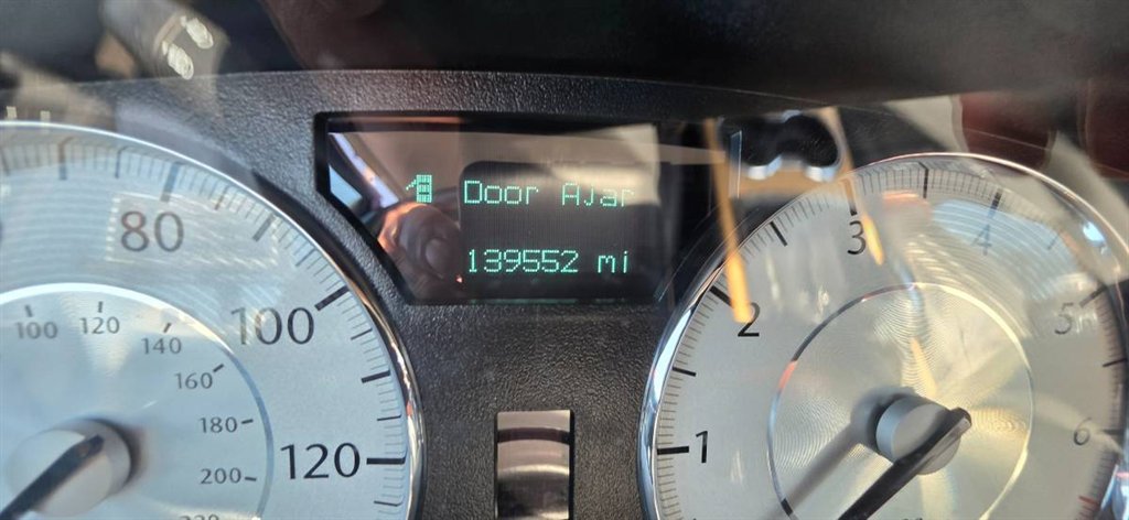 2008 Chrysler 300 Limited - Photo 10